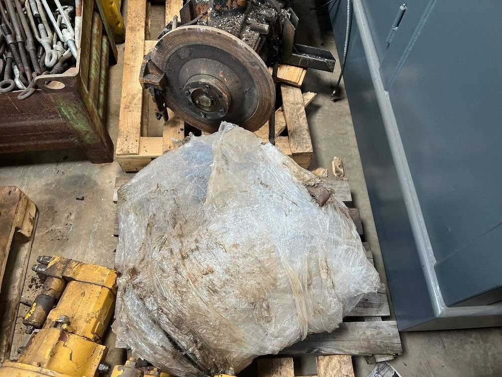 CAT 140 G gearbox - Grader: picture 1 CAT 140 G gearbox - Grader: picture 1
