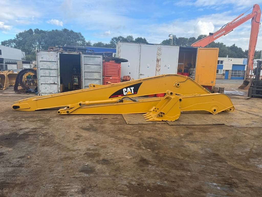 CAT 320 GC LONG REACH BOOM 15M - Excavator: picture 1 CAT 320 GC LONG REACH BOOM 15M - Excavator: picture 1