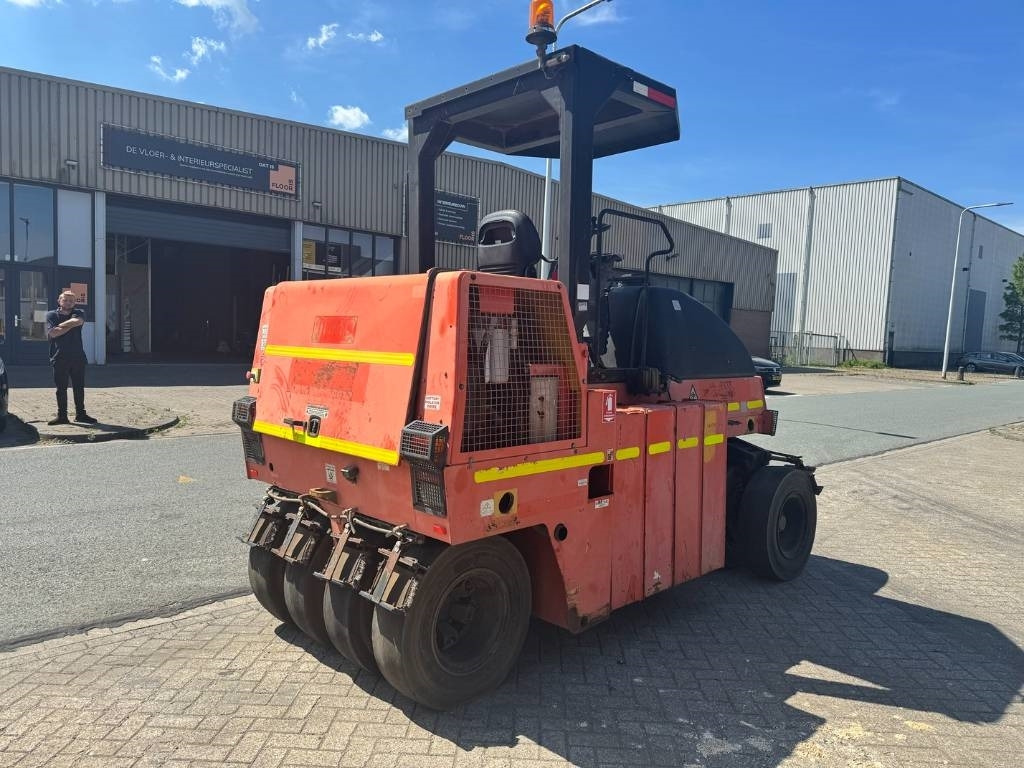 Dynapac CP 142 - Pneumatic roller: picture 5 Dynapac CP 142 - Pneumatic roller: picture 5
