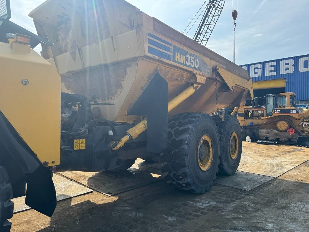 Articulated dumper Komatsu HM 350-2: picture 11