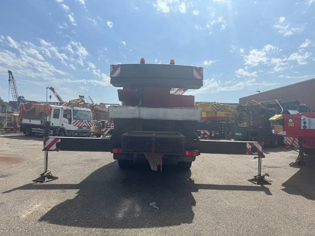 Liebherr LTM 1030-2.1 ( WITH JIB ) - All terrain crane: picture 4 Liebherr LTM 1030-2.1 ( WITH JIB ) - All terrain crane: picture 4