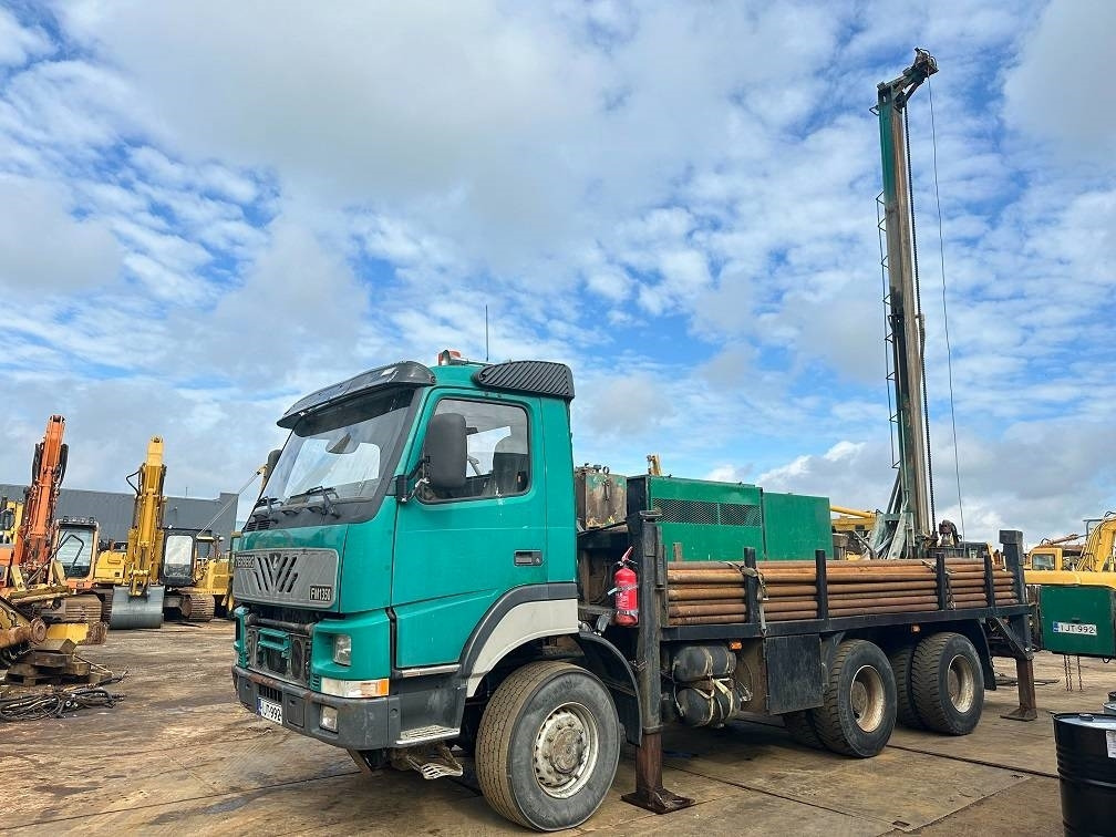 Volvo terberg fm1350 waterdrill 500m mudpump - Drilling rig: picture 1 Volvo terberg fm1350 waterdrill 500m mudpump - Drilling rig: picture 1