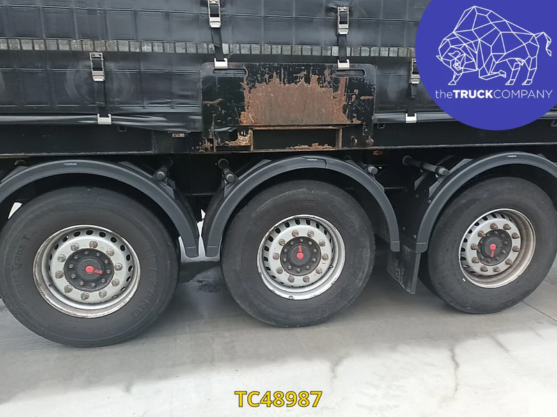 Hoet Trailers - Curtainsider semi-trailer: picture 4 Hoet Trailers - Curtainsider semi-trailer: picture 4