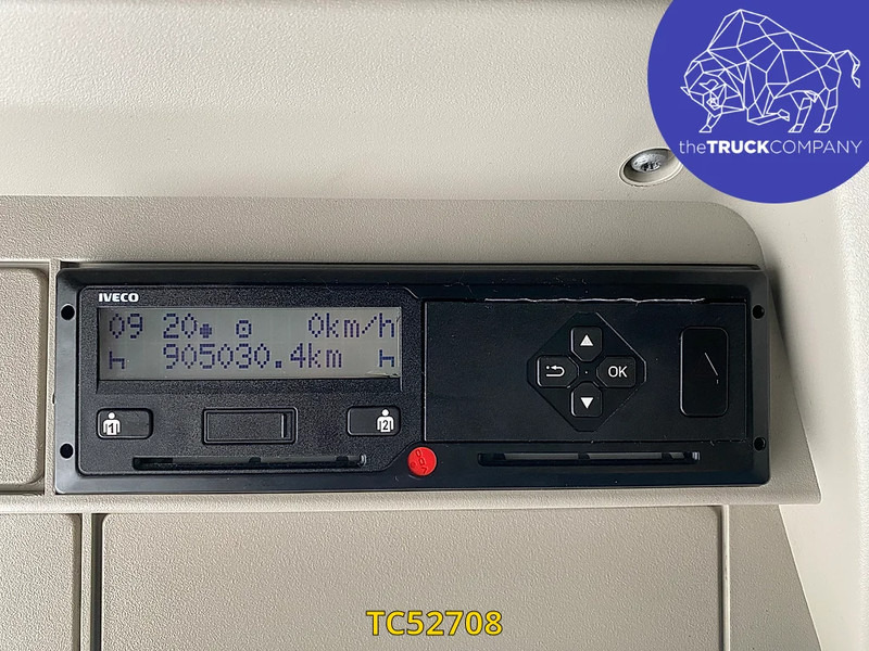 Curtainsider truck Iveco Stralis: picture 6