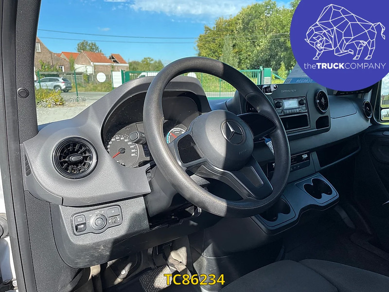 Panel van, Electric van Mercedes-Benz E-Sprinter L2H2 41kWh: picture 13 Panel van, Electric van Mercedes-Benz E-Sprinter L2H2 41kWh: picture 13