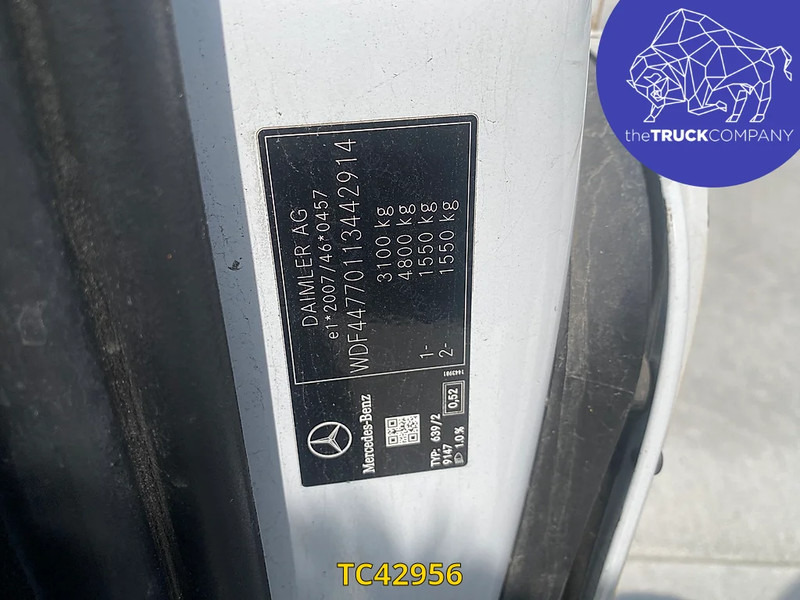 Mercedes-Benz Vito 111 CDI MINIBUS 9 SEATS - Minibus, Passenger van: picture 2 Mercedes-Benz Vito 111 CDI MINIBUS 9 SEATS - Minibus, Passenger van: picture 2