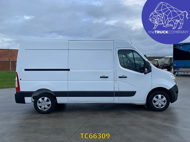 Lease a Nissan Interstar 130.35 L2H2 Nissan Interstar 130.35 L2H2: picture 7 Lease a Nissan Interstar 130.35 L2H2 Nissan Interstar 130.35 L2H2: picture 7