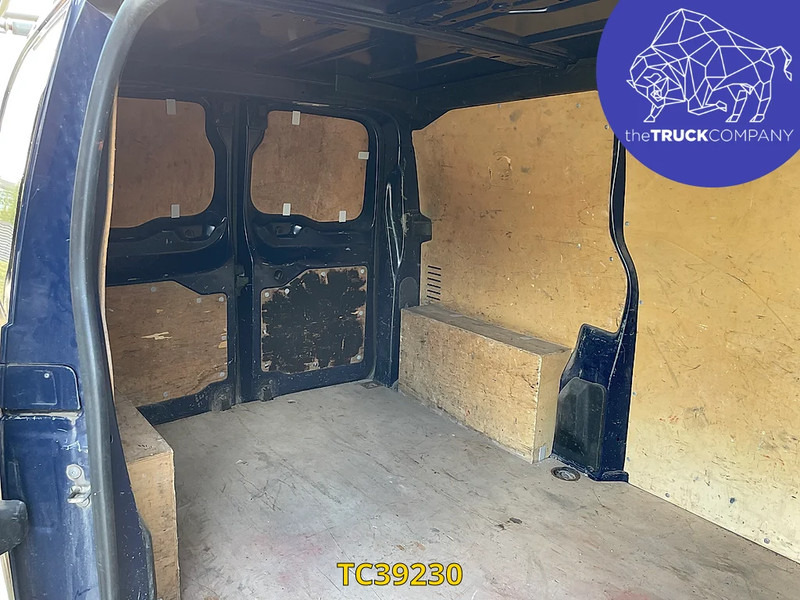 Small van Peugeot Expert 2l 120cv: picture 10 Small van Peugeot Expert 2l 120cv: picture 10