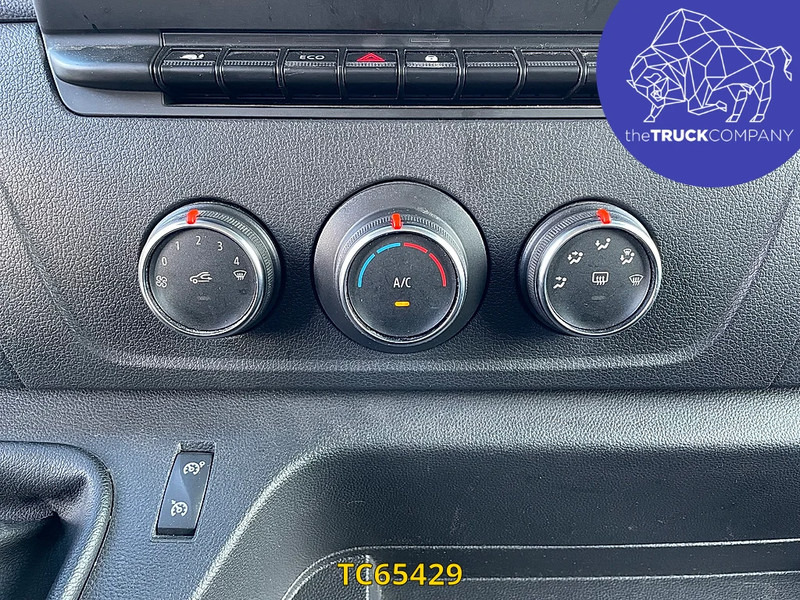 Panel van Renault Master L3H2: picture 18