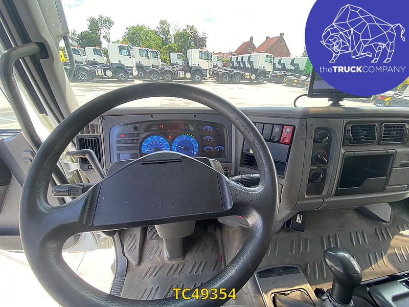 Renault Premium 270 - Tank truck: picture 5 Renault Premium 270 - Tank truck: picture 5