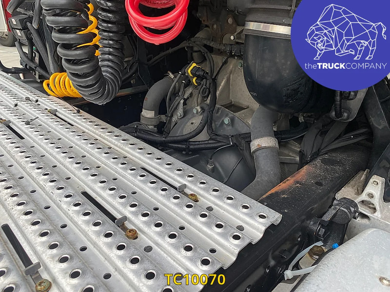 Tractor unit MAN TGX 470: picture 12