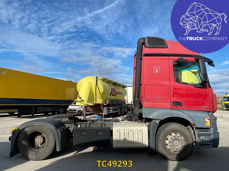 Tractor unit Mercedes-Benz 18.42: picture 8 Tractor unit Mercedes-Benz 18.42: picture 8