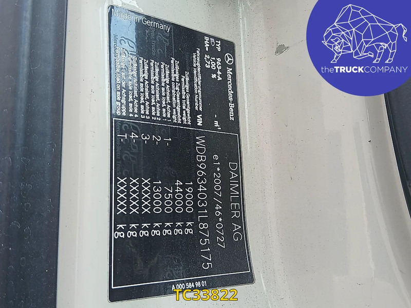 Tractor unit Mercedes-Benz Actros 1843: picture 13 Tractor unit Mercedes-Benz Actros 1843: picture 13