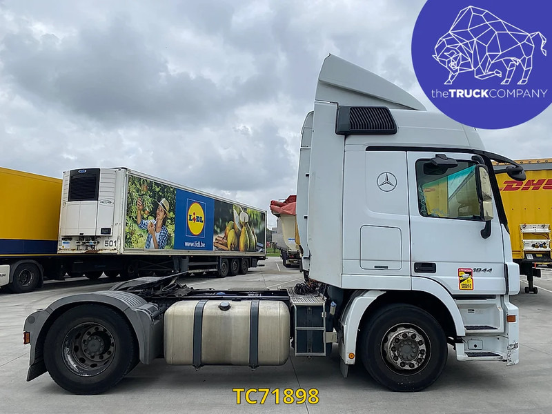 Tractor unit Mercedes-Benz Actros 1844: picture 7