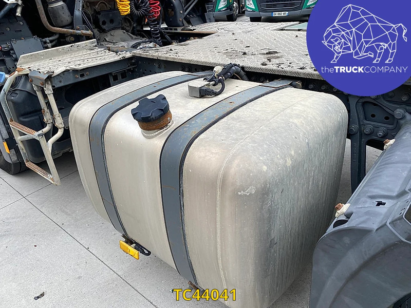 Tractor unit Mercedes-Benz Arocs 1943: picture 12