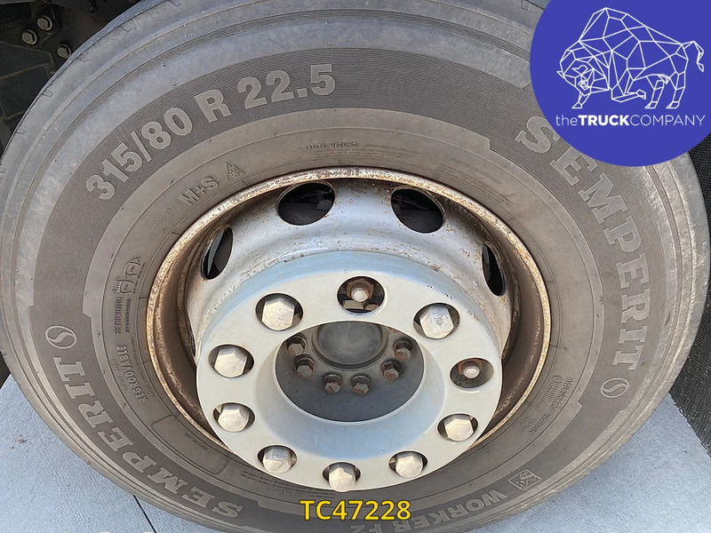 Renault C 430 - Tractor unit: picture 4 Renault C 430 - Tractor unit: picture 4