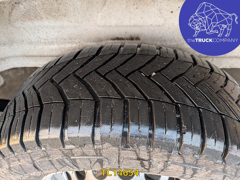 Panel van Volkswagen Crafter 180 L1H2: picture 14 Panel van Volkswagen Crafter 180 L1H2: picture 14