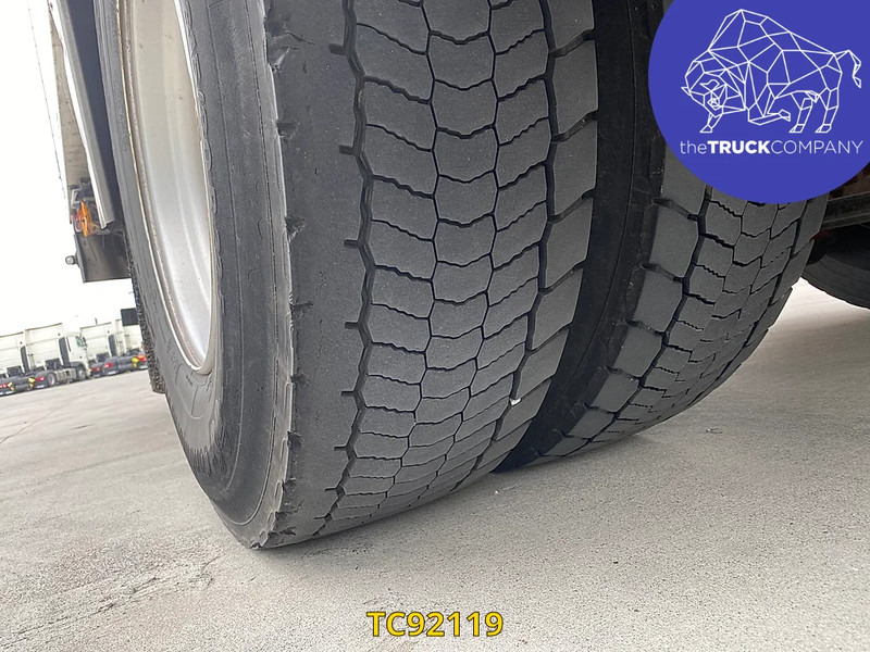 Lease a Volvo FM 330 Volvo FM 330: picture 18