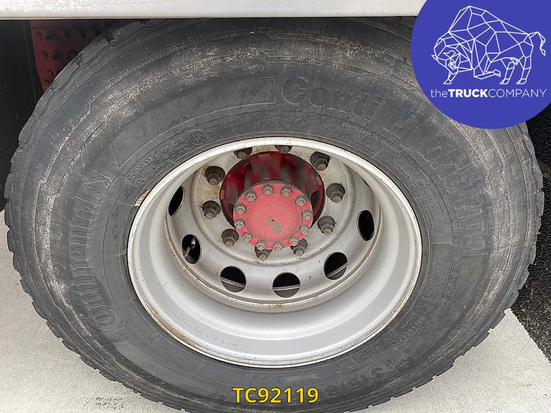 Lease a Volvo FM 330 Volvo FM 330: picture 15