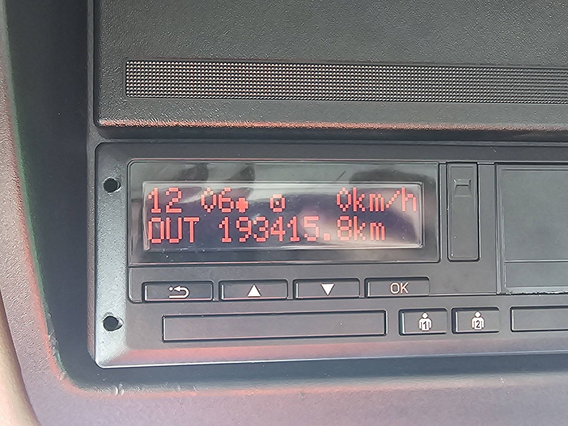 Curtainsider truck DAF LF 210 7.49T AIRCO LIFT: picture 9 Curtainsider truck DAF LF 210 7.49T AIRCO LIFT: picture 9