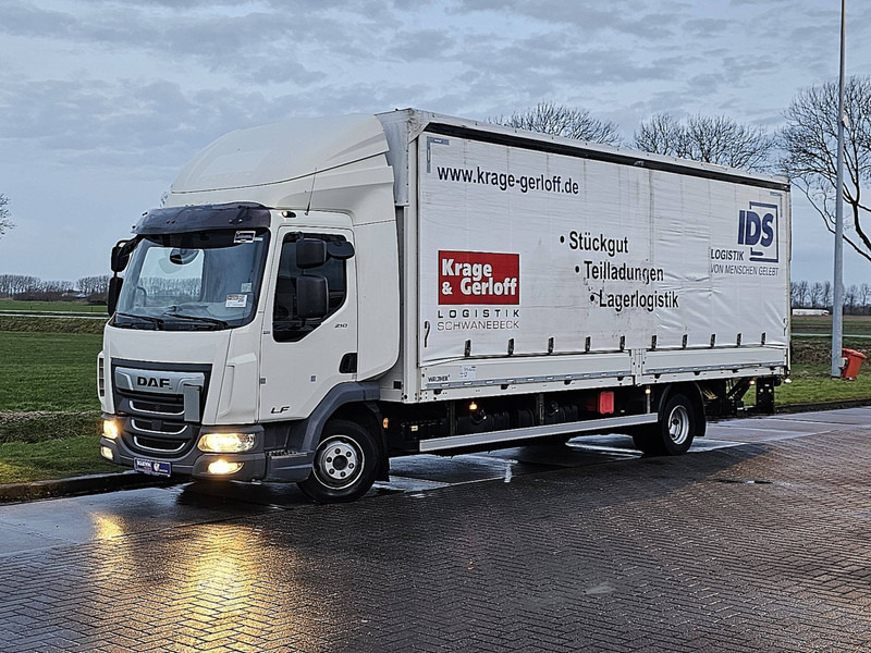 DAF LF 210 - Curtainsider truck: picture 2 DAF LF 210 - Curtainsider truck: picture 2