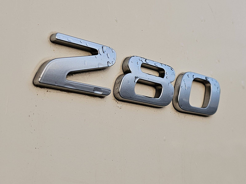 Refrigerator truck DAF LF 280 16T THERMOKING LIFT: picture 11