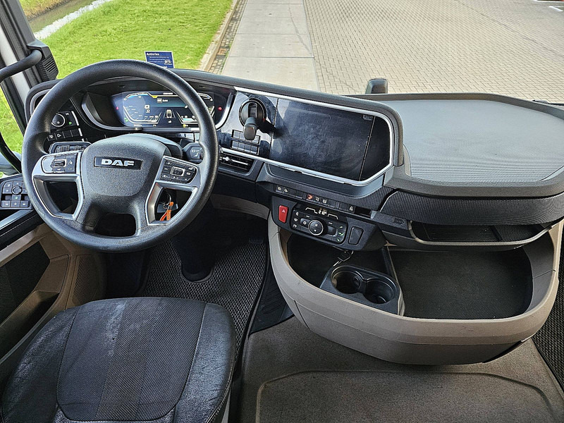 Cab chassis truck DAF XG 480: picture 8