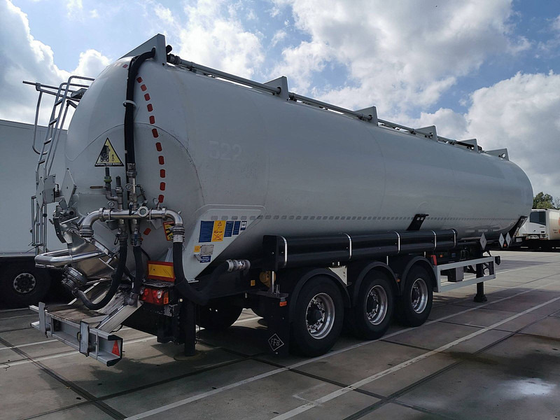 Feldbinder KIP 60.3/7300/A/2 60M3 elect kipunit - Tank semi-trailer: picture 2 Feldbinder KIP 60.3/7300/A/2 60M3 elect kipunit - Tank semi-trailer: picture 2