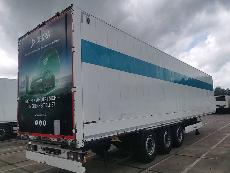 Krone SD - Closed box semi-trailer: picture 2 Krone SD - Closed box semi-trailer: picture 2