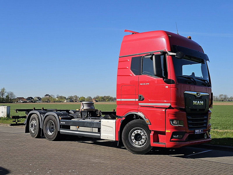 Container transporter/ Swap body truck MAN 26.470 TGX GX 6X2-4 STEER AXLE: picture 5