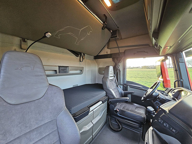 Container transporter/ Swap body truck MAN 26.510 TGX GX 6X2 INTARDER: picture 15 Container transporter/ Swap body truck MAN 26.510 TGX GX 6X2 INTARDER: picture 15