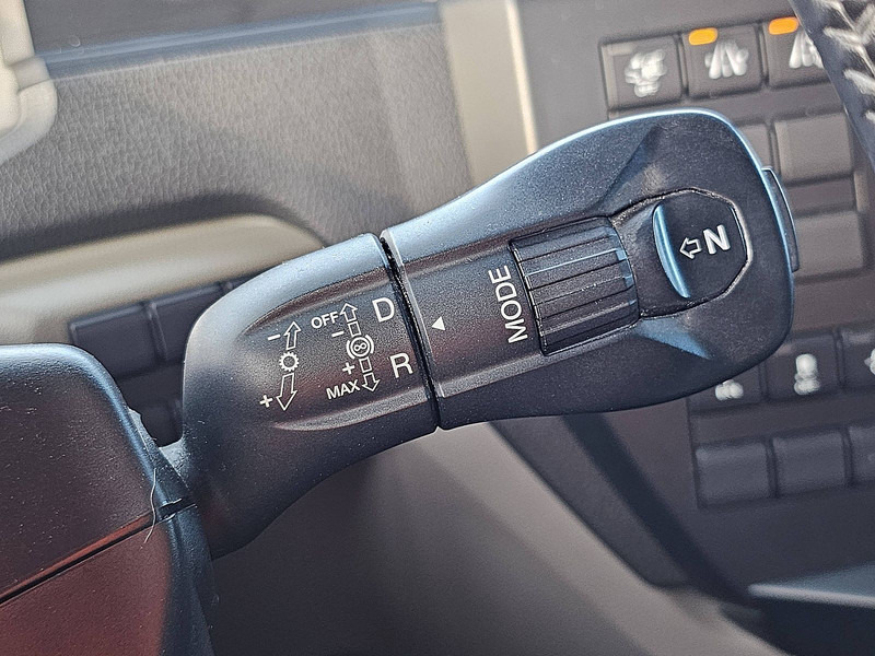 Container transporter/ Swap body truck MAN 26.510 TGX GX 6X2 INTARDER: picture 11 Container transporter/ Swap body truck MAN 26.510 TGX GX 6X2 INTARDER: picture 11