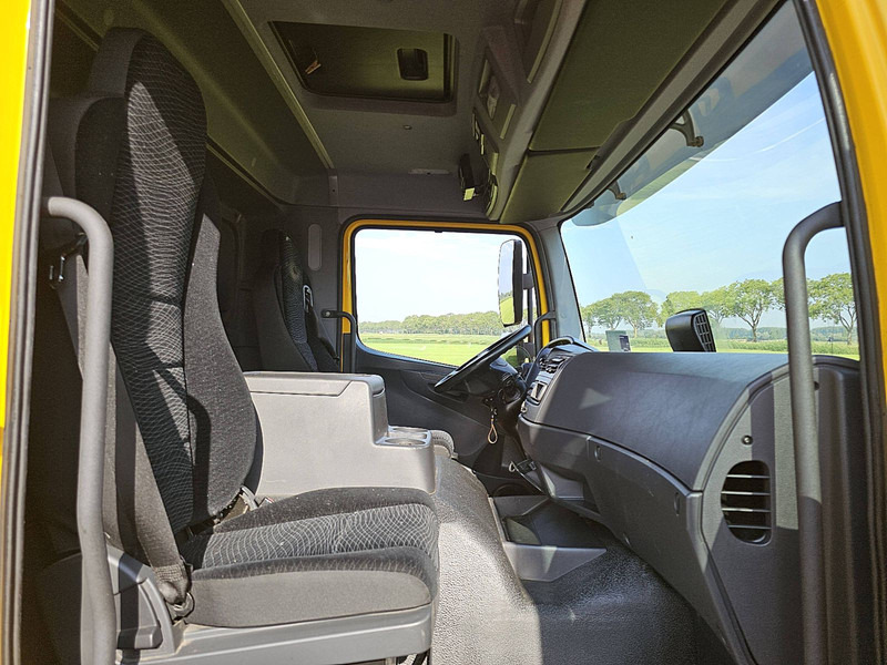 Refrigerator truck Mercedes-Benz ATEGO 824: picture 7