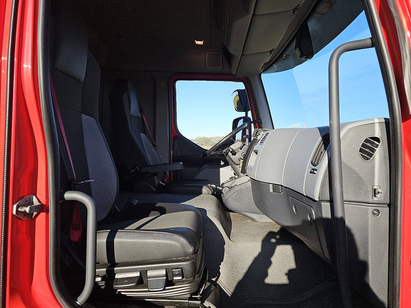 Box truck Renault D 240 11.9T AIRCO LIFT: picture 7