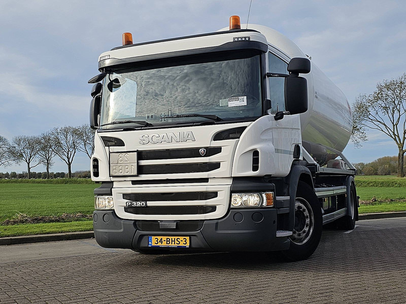 Scania P320 19.5M3 LPG GAS 2002 - Tank truck: picture 1 Scania P320 19.5M3 LPG GAS 2002 - Tank truck: picture 1