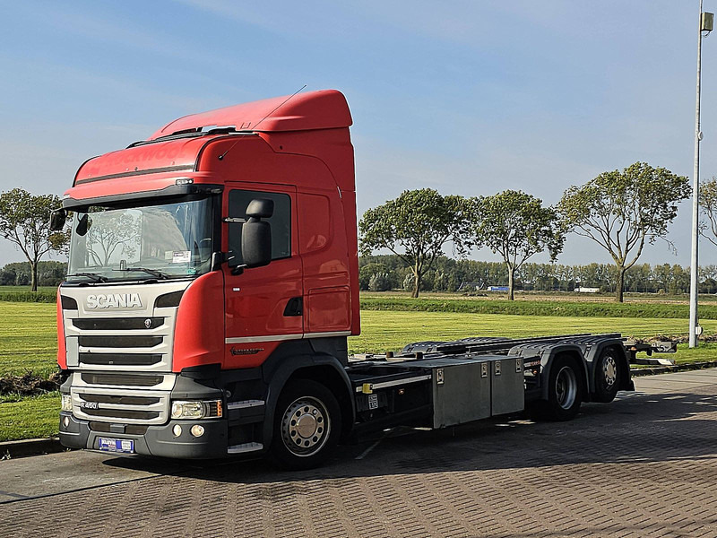 Scania R450 HL 6X2*4 RET. CROWN - Container transporter/ Swap body truck: picture 2 Scania R450 HL 6X2*4 RET. CROWN - Container transporter/ Swap body truck: picture 2
