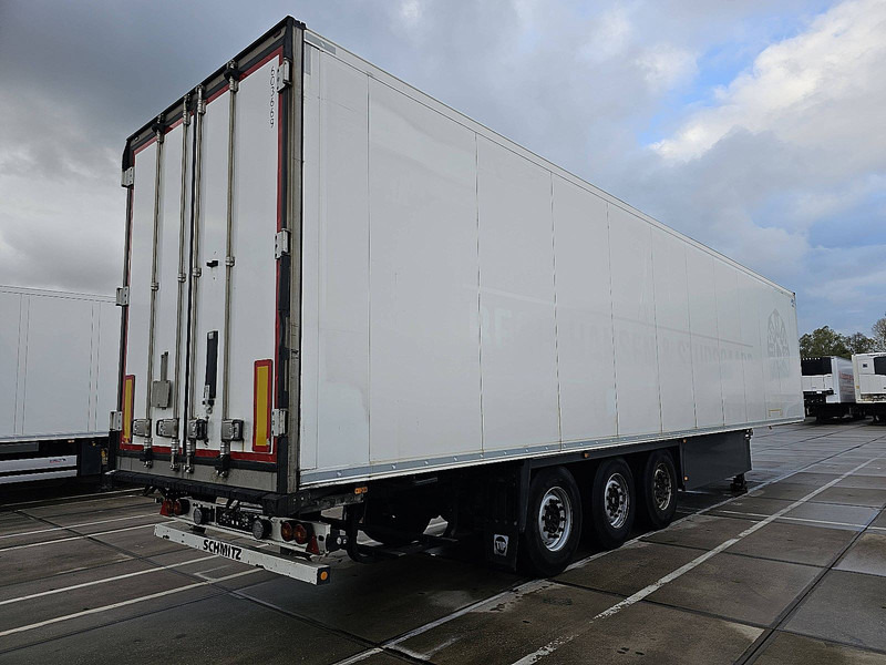 Schmitz Cargobull MEATRAILS - Refrigerator semi-trailer: picture 2 Schmitz Cargobull MEATRAILS - Refrigerator semi-trailer: picture 2