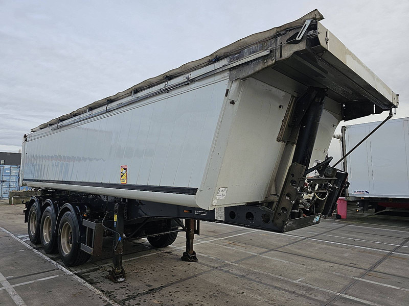 Schmitz Cargobull SKI 24 3 - Tipper semi-trailer: picture 3 Schmitz Cargobull SKI 24 3 - Tipper semi-trailer: picture 3