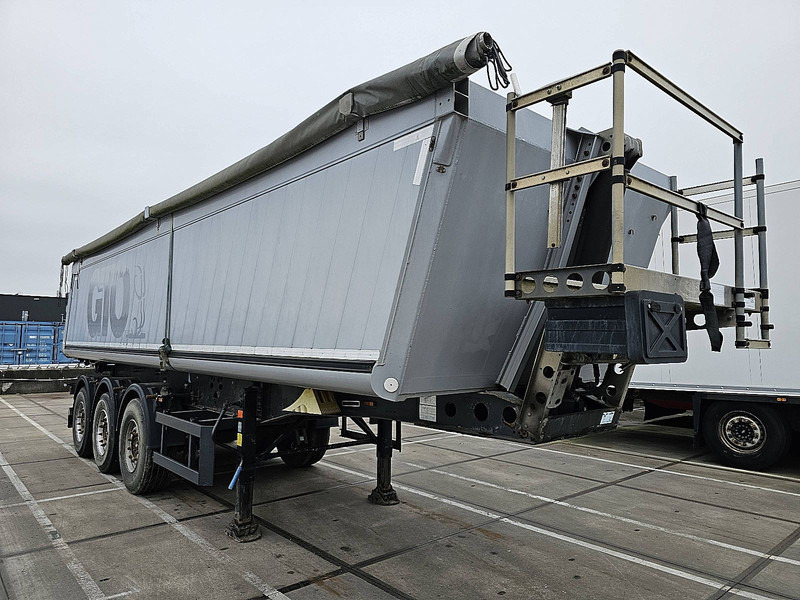 Schmitz Cargobull SKI 24 - Tipper semi-trailer: picture 3 Schmitz Cargobull SKI 24 - Tipper semi-trailer: picture 3