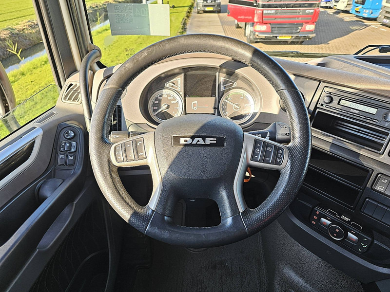 Interior photo 2: Tractor unit DAF XF 480 SSC LED 2X TANK