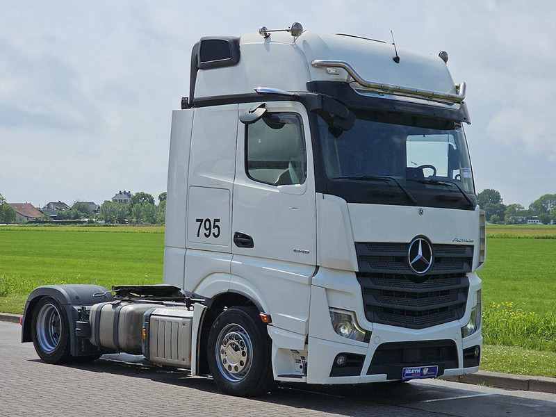 Mercedes-Benz ACTROS 1845 LS NR MP5 GIGASP. RET. - Tractor unit: picture 5 Mercedes-Benz ACTROS 1845 LS NR MP5 GIGASP. RET. - Tractor unit: picture 5