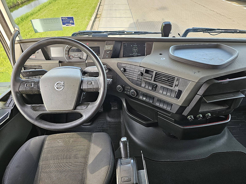 Tractor unit Volvo FH 500 6X2 STEERED PTO+HYDR: picture 8 Tractor unit Volvo FH 500 6X2 STEERED PTO+HYDR: picture 8