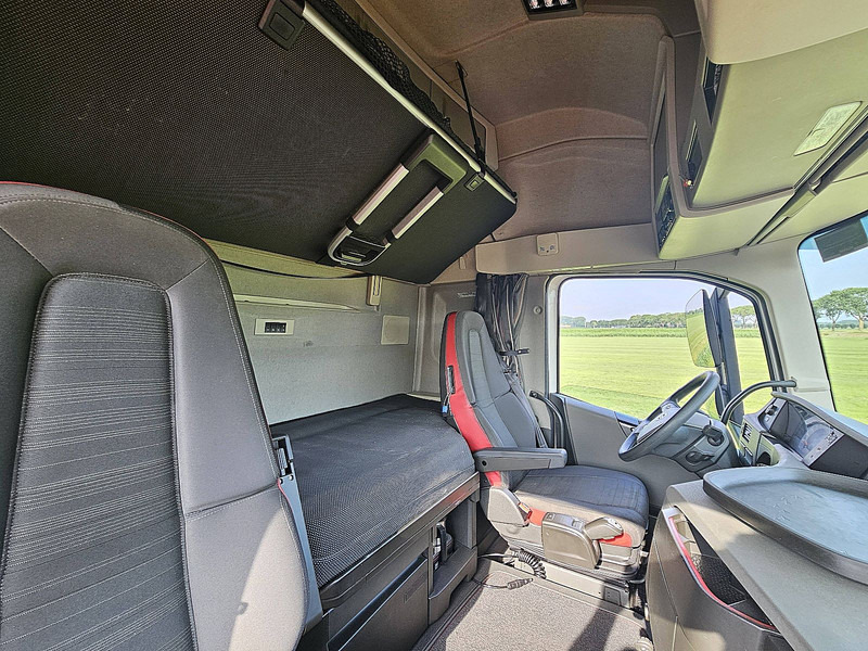 Tractor unit Volvo FH 500 XL 6X2 WB 300: picture 15