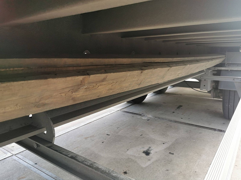 Curtainsider semi-trailer Van Hool: picture 9