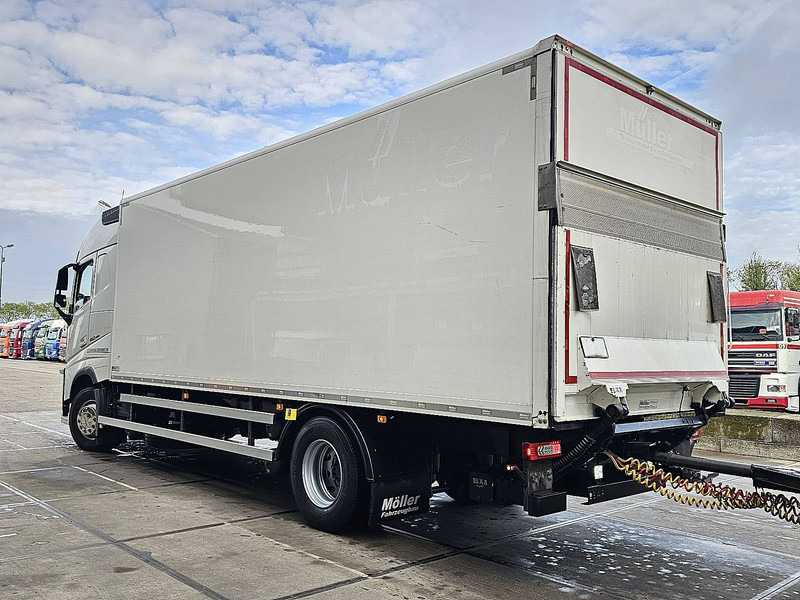 Lease a Volvo FH 460 Volvo FH 460: picture 6