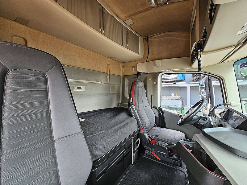 Lease a Volvo FH 460 Volvo FH 460: picture 16
