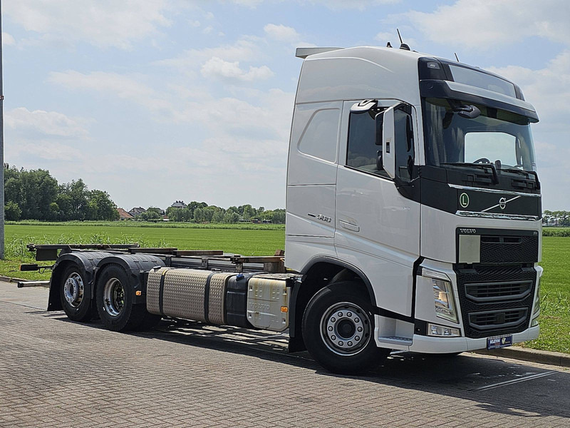 Volvo FH 500 - Container transporter/ Swap body truck: picture 5 Volvo FH 500 - Container transporter/ Swap body truck: picture 5