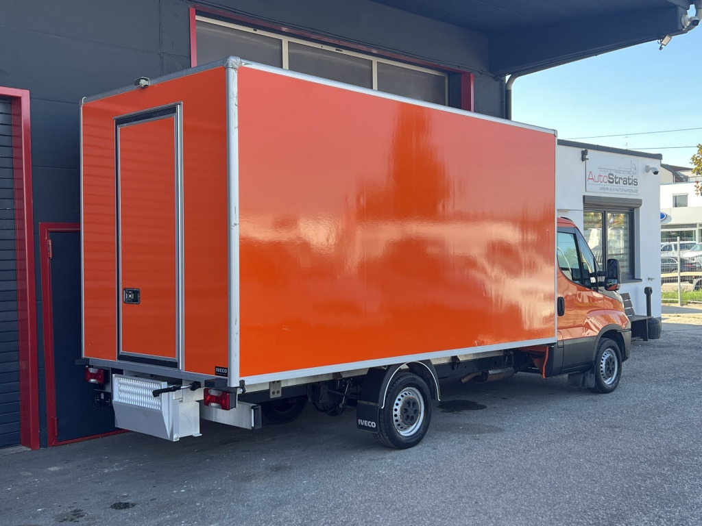 Box van Iveco Daily 35S14 Thermokoffer 4,35m Klima Automatik!!: picture 10 Box van Iveco Daily 35S14 Thermokoffer 4,35m Klima Automatik!!: picture 10