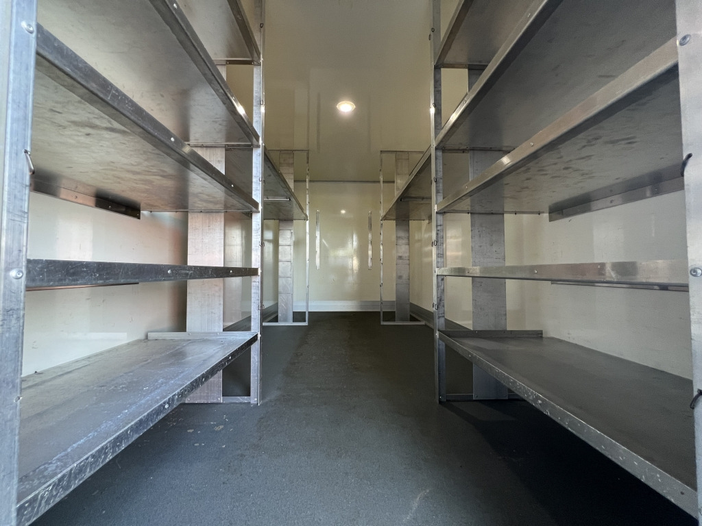 Box van Iveco Daily 35S14 Thermokoffer 4,35m Klima Automatik!!: picture 7 Box van Iveco Daily 35S14 Thermokoffer 4,35m Klima Automatik!!: picture 7