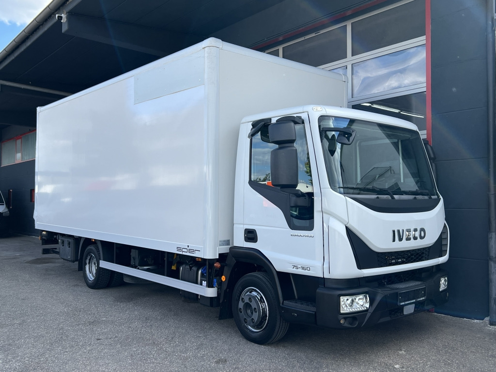 Iveco EuroCargo ML75E16 Klima 6,05m Koffer+LBW 102.tkm - Box van: picture 1 Iveco EuroCargo ML75E16 Klima 6,05m Koffer+LBW 102.tkm - Box van: picture 1